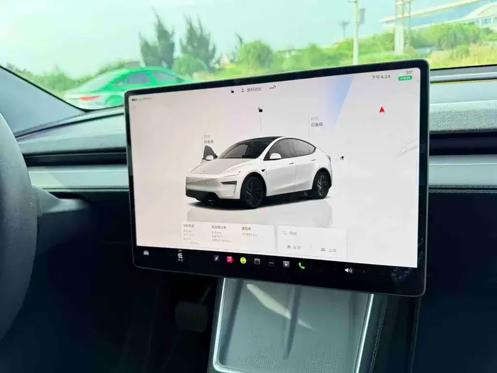 Tesla Model Y — фото 2