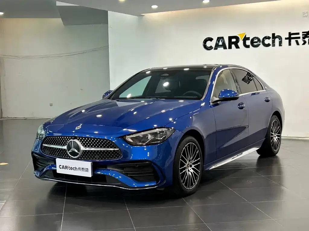 Mercedes-Benz C-Class — фото 1
