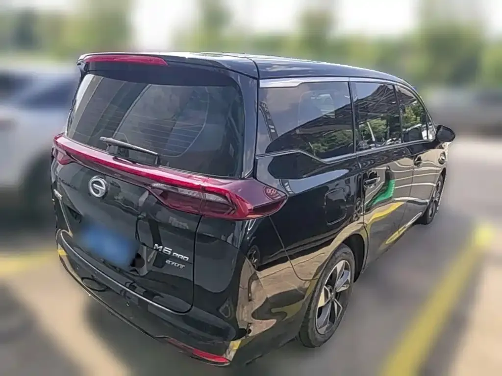 GAC Motor Trumpchi M6 — фото 7