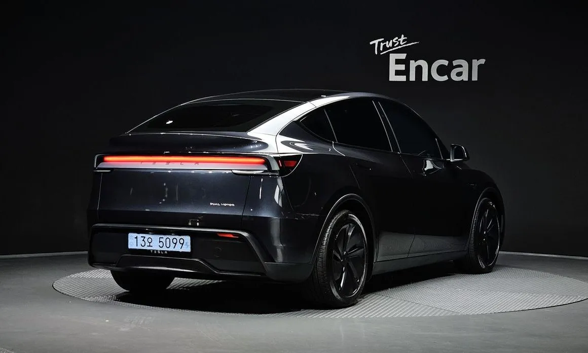 Tesla Model Y — фото 3