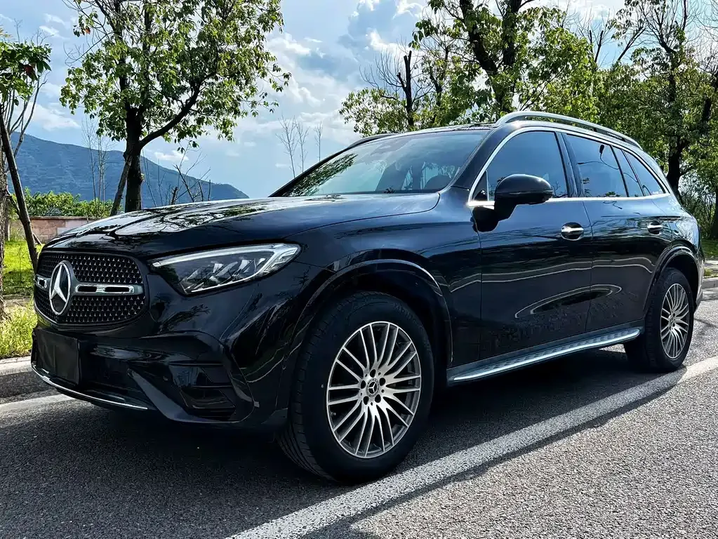 Mercedes-Benz GLC — фото 1