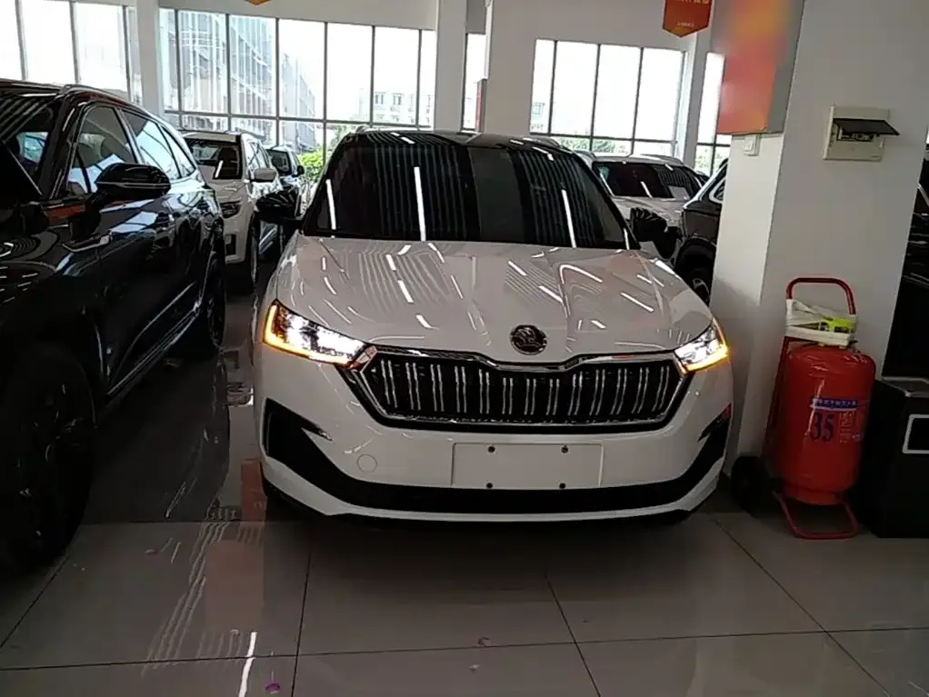 Skoda Kamiq — фото 2