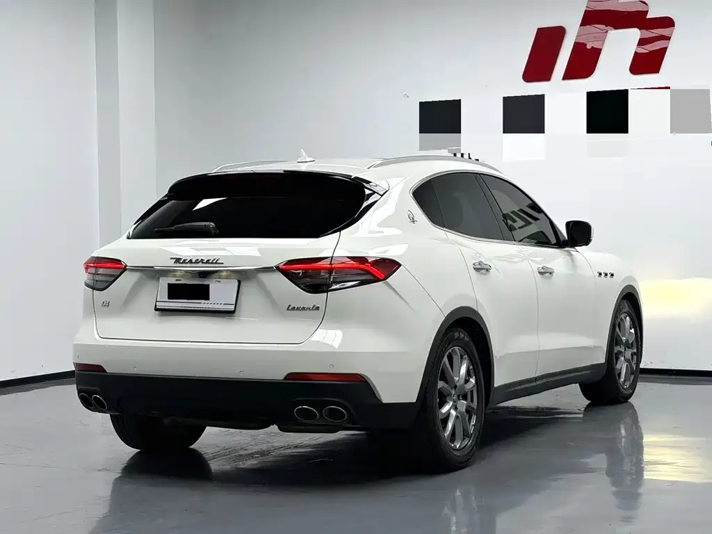 Maserati Levante — фото 7