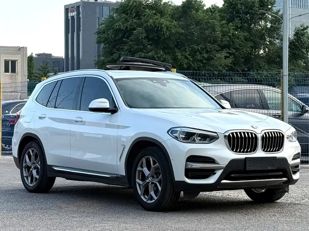 BMW X3 — фото 7