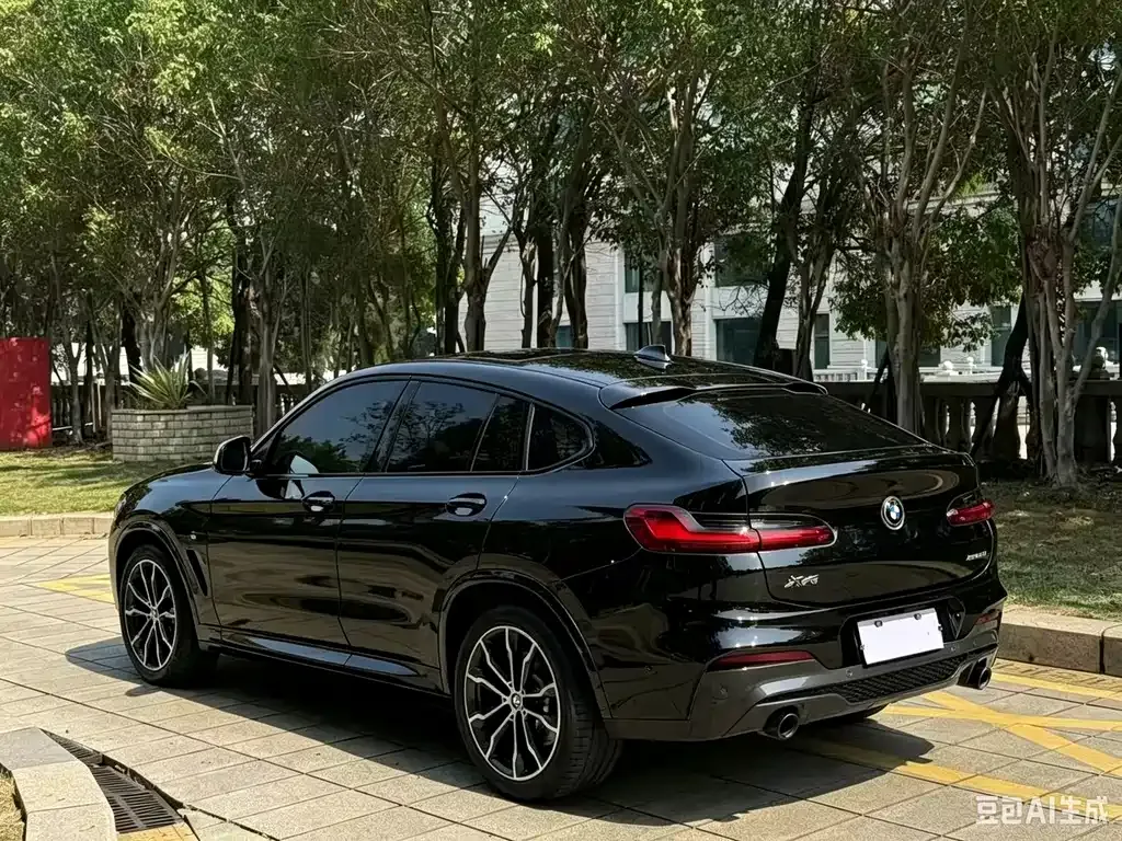 BMW X4 — фото 9