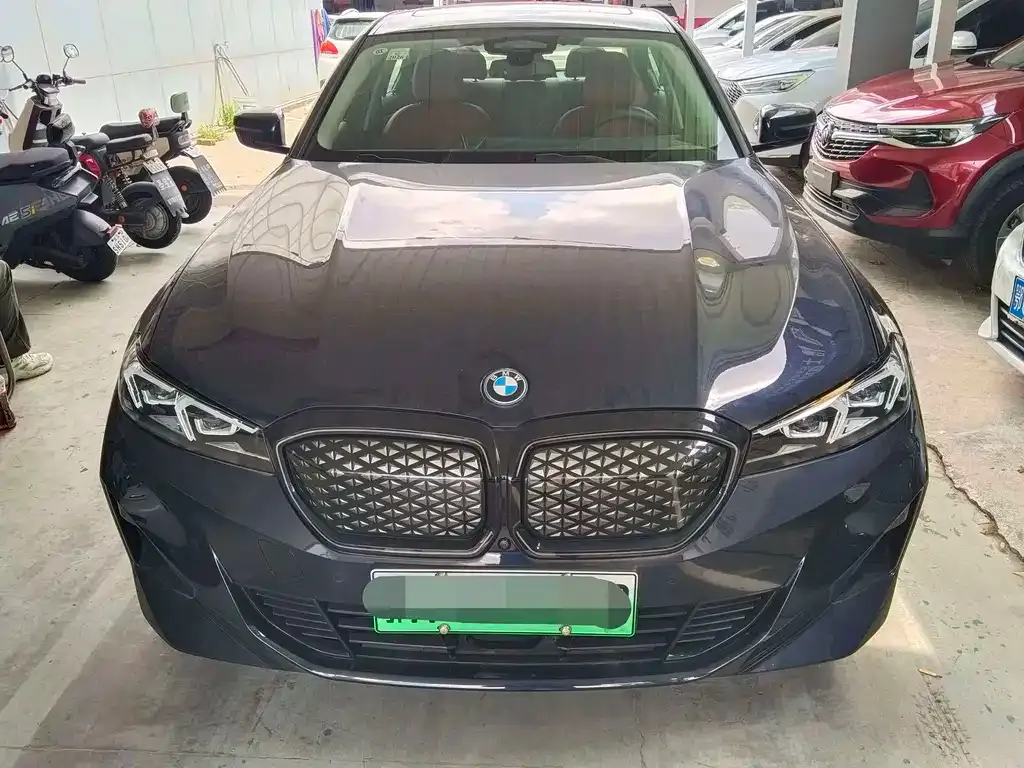 BMW i3 eDrive 40L Night Sport 1