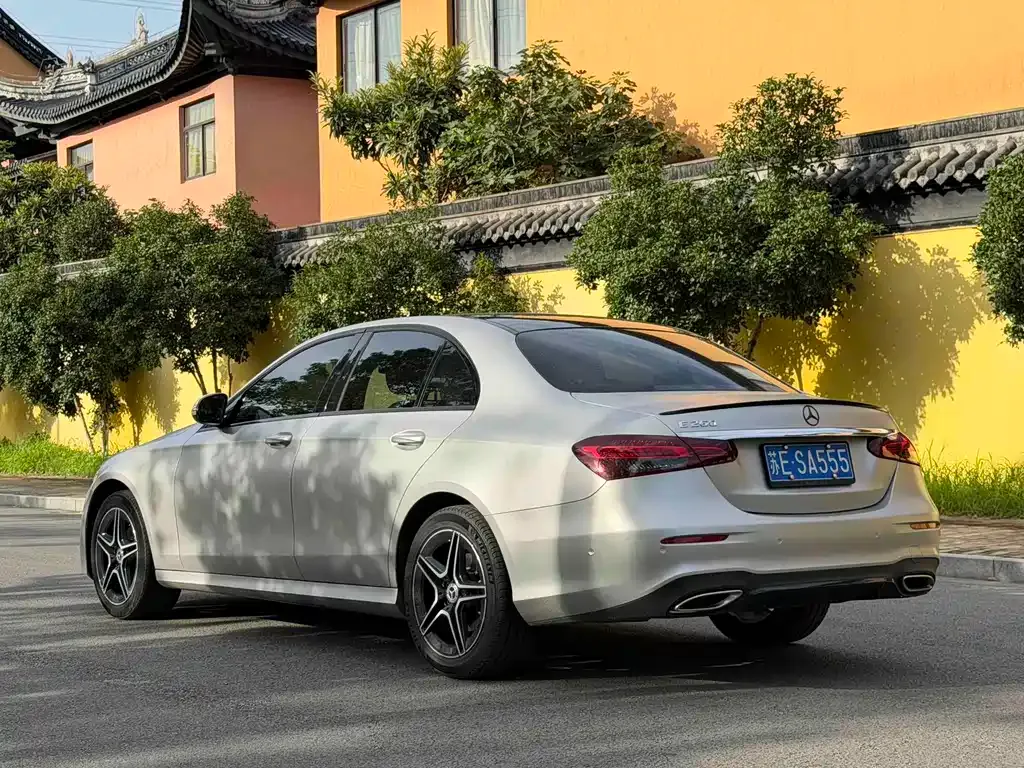 Mercedes-Benz E-Class (Import) — фото 8