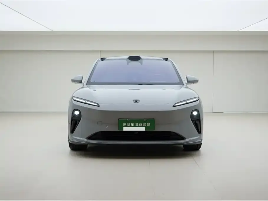 NIO ET5T — фото 10