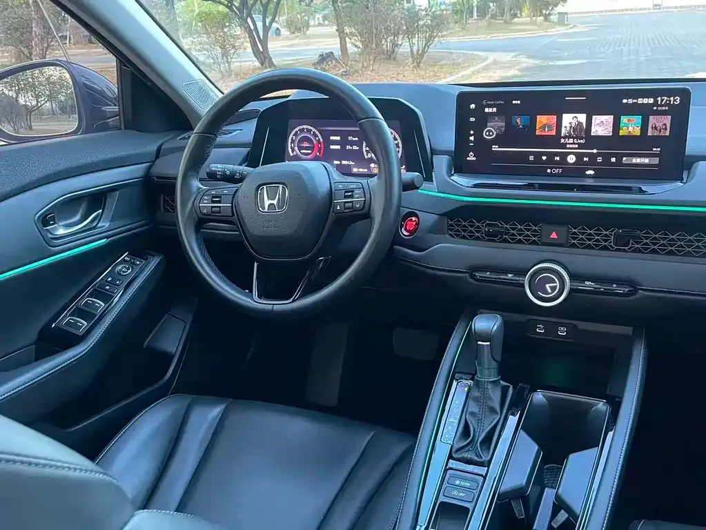 Honda Accord — фото 3