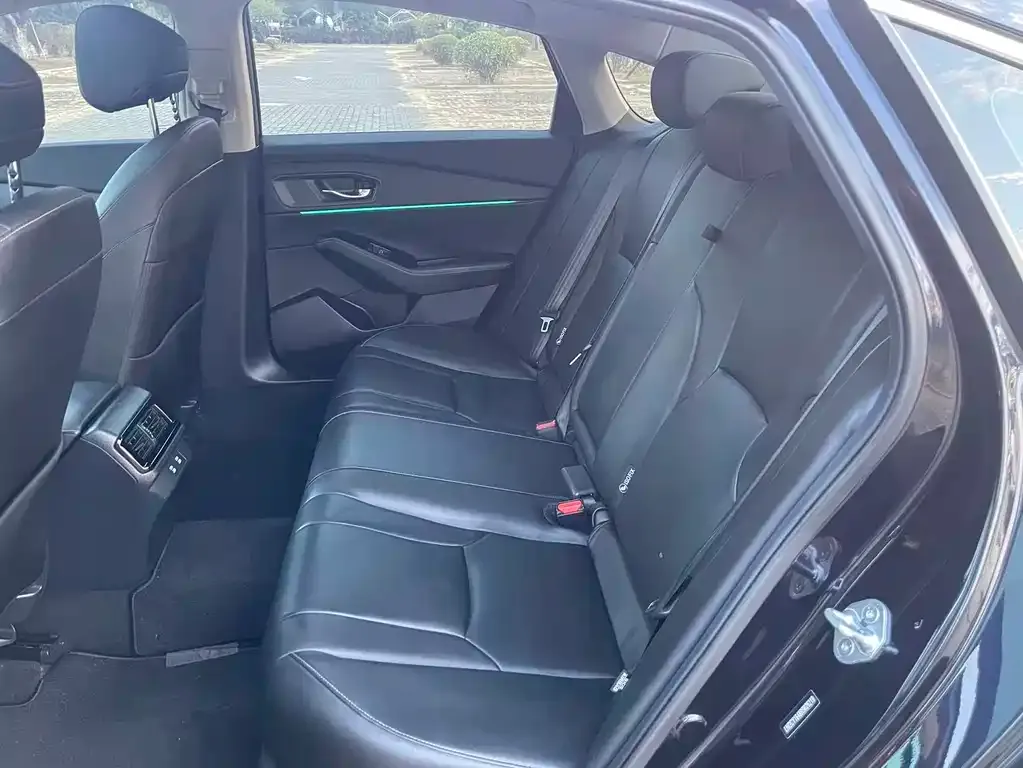 Honda Accord — фото 4
