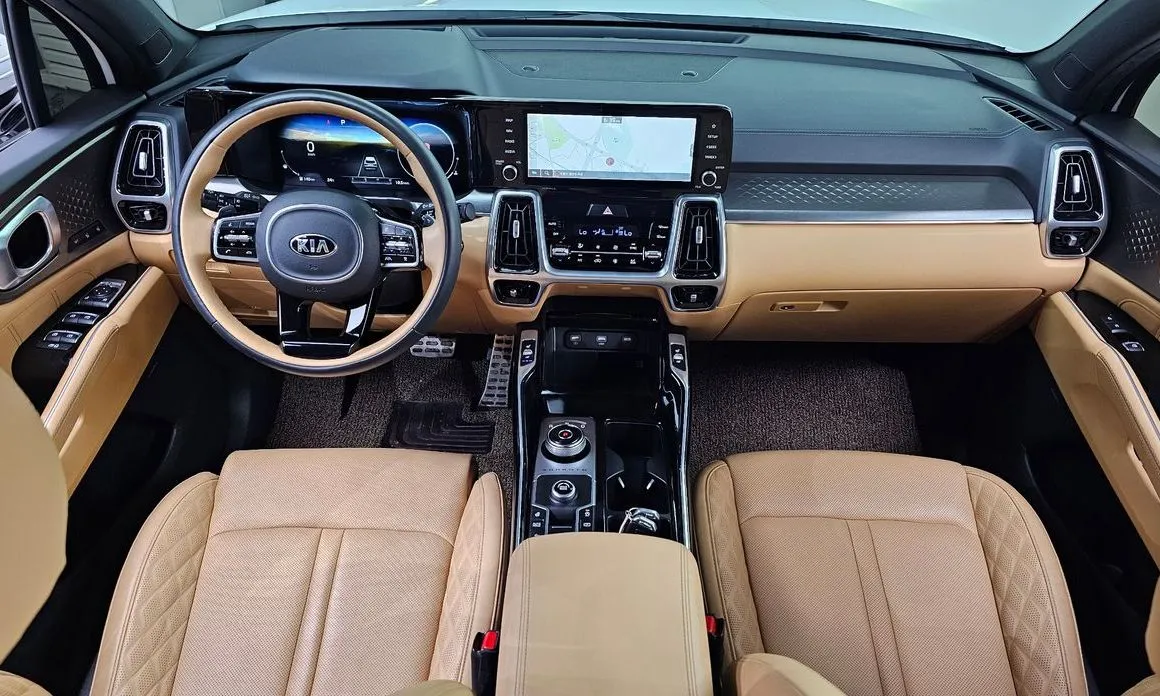 Kia Sorento — фото 9
