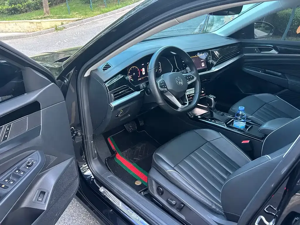 Volkswagen Passat — фото 3