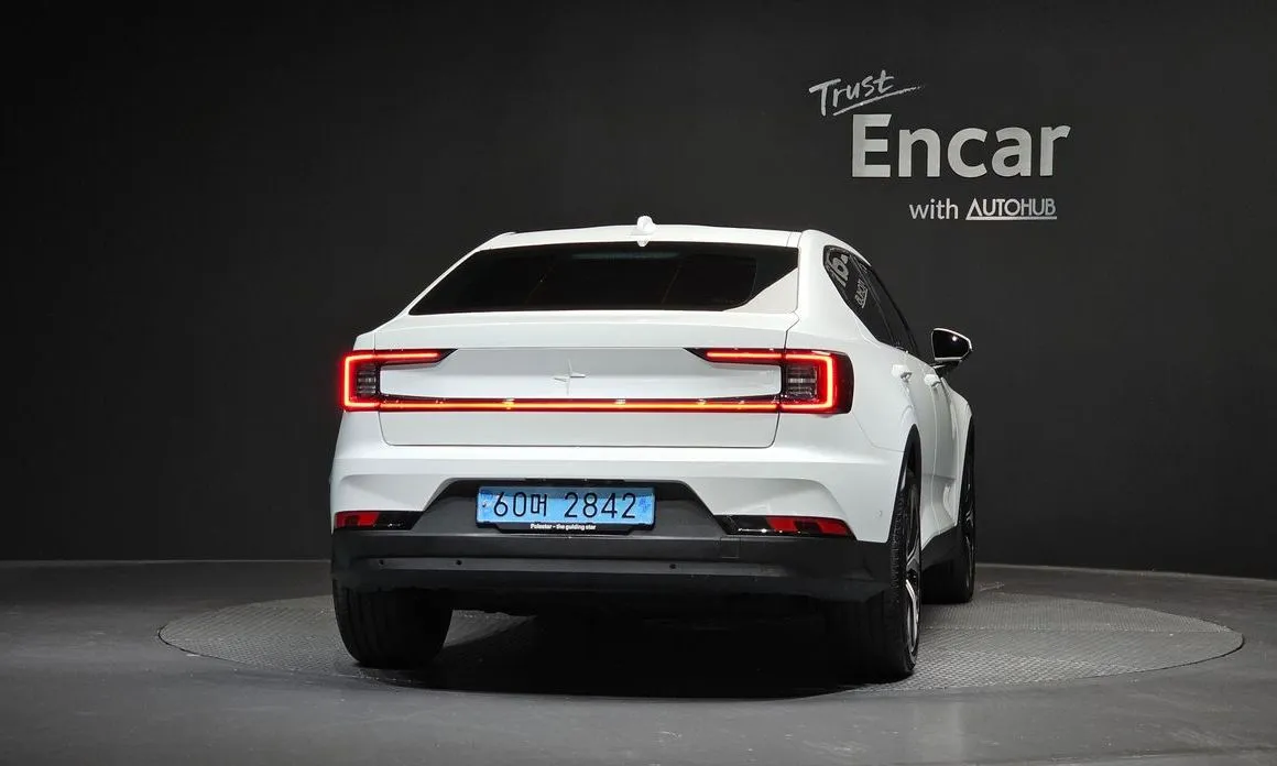 Polestar Polestar 2 — фото 4