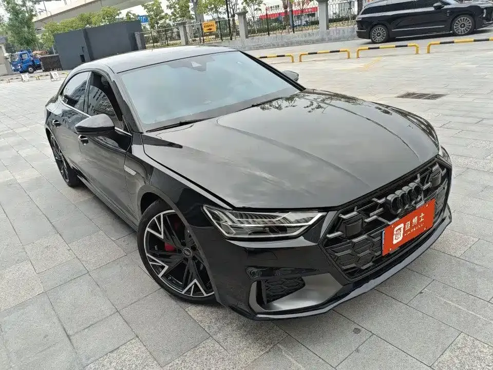 Audi A7L — фото 5