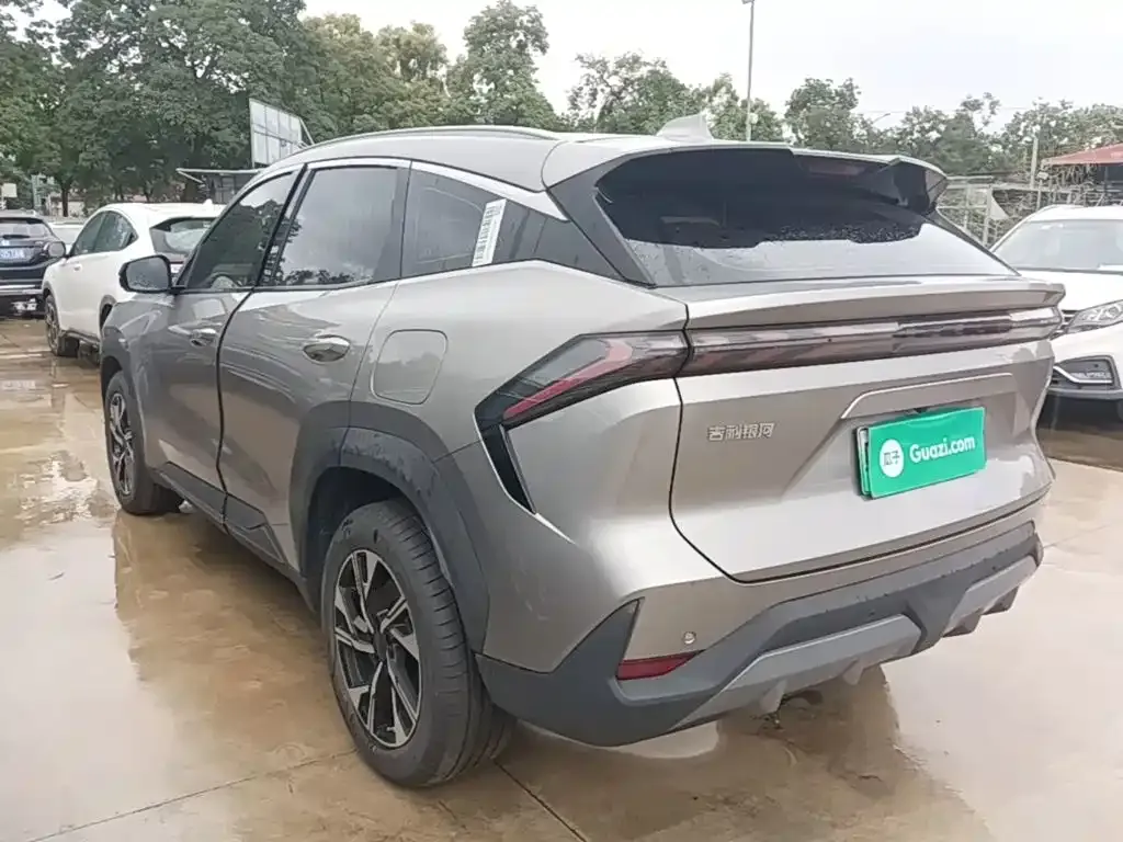 Geely Galaxy L7 — фото 10