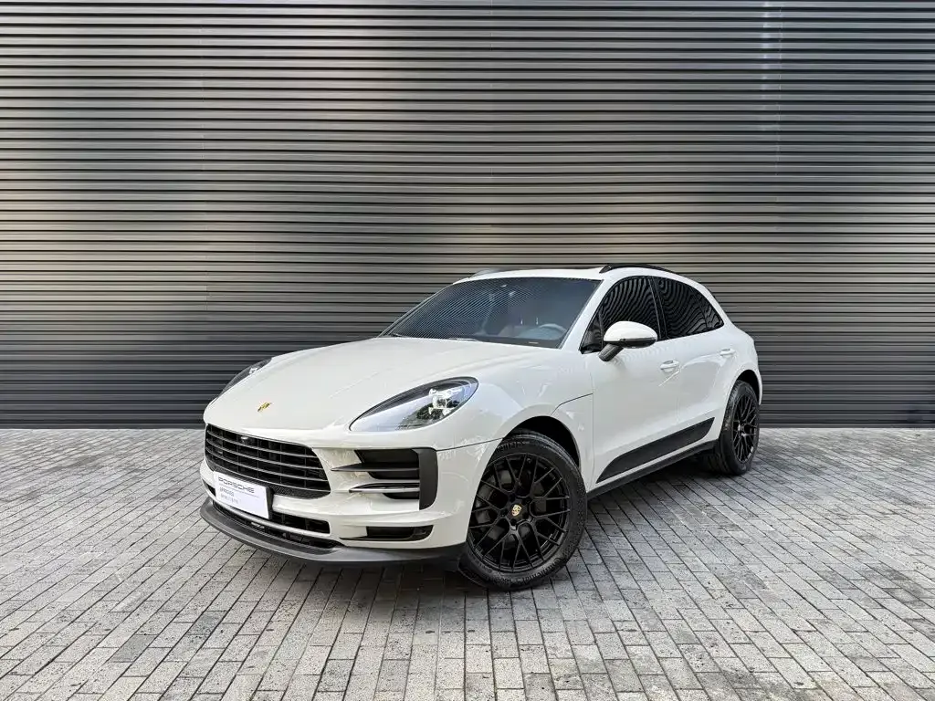 Porsche Macan — фото 1