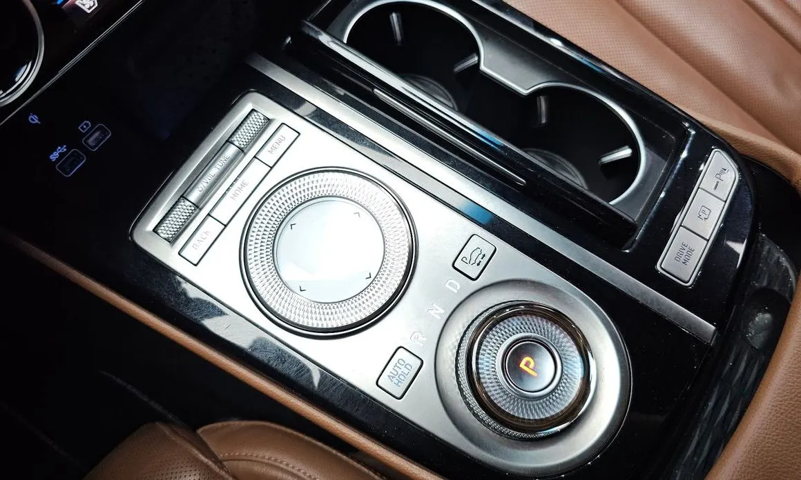 Genesis G80 — фото 9