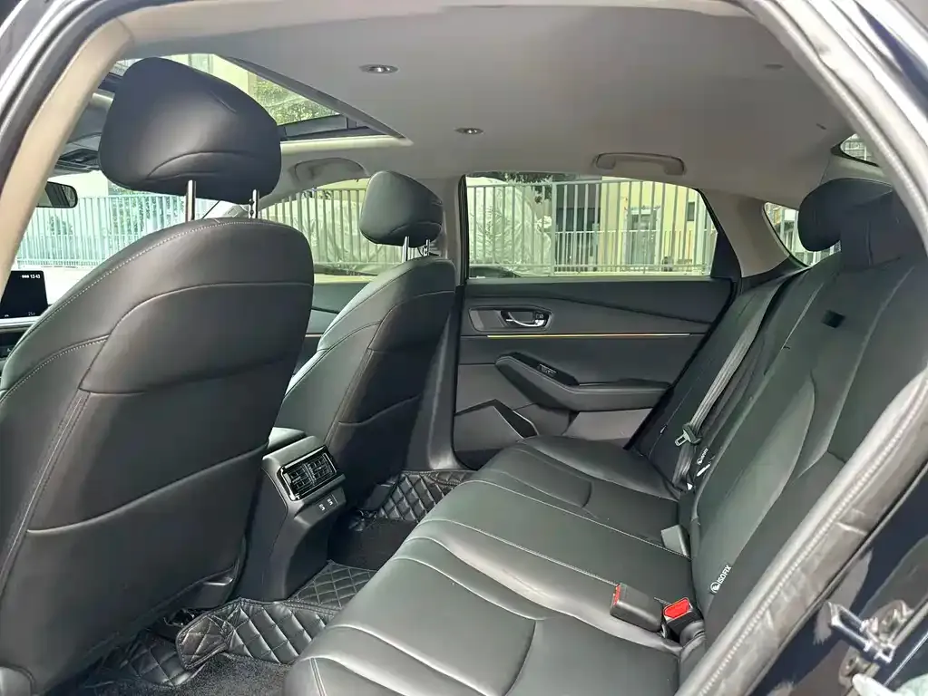 Honda Accord — фото 2