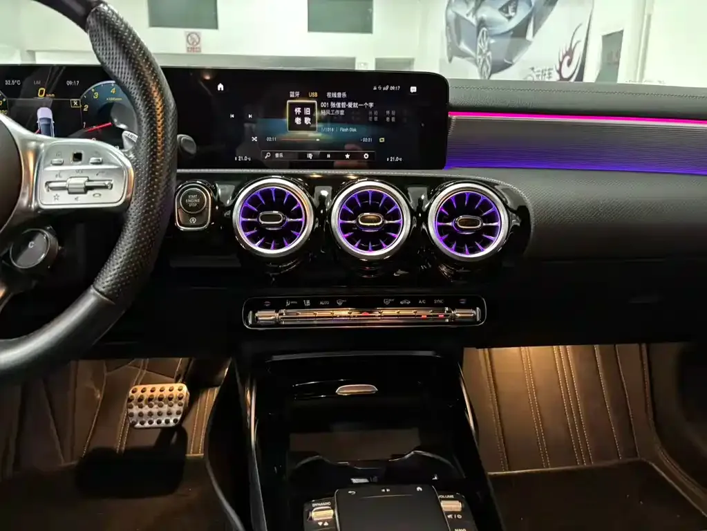 Mercedes-Benz A-Class AMG — фото 2