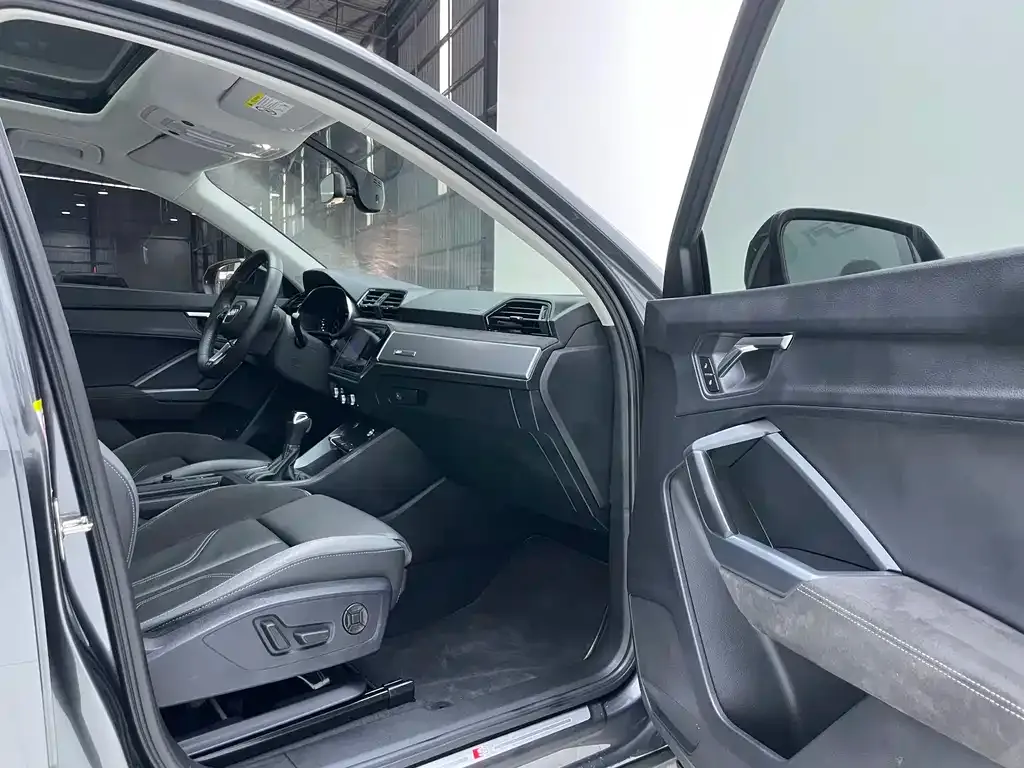 Audi Q3 Sportback — фото 4