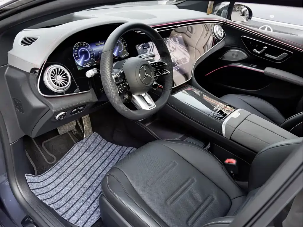 Mercedes-Benz EQS AMG — фото 4