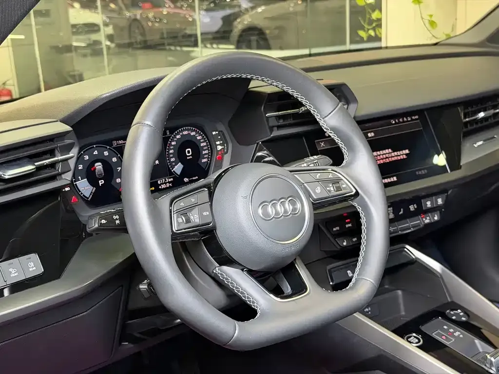 Audi A3 — фото 2