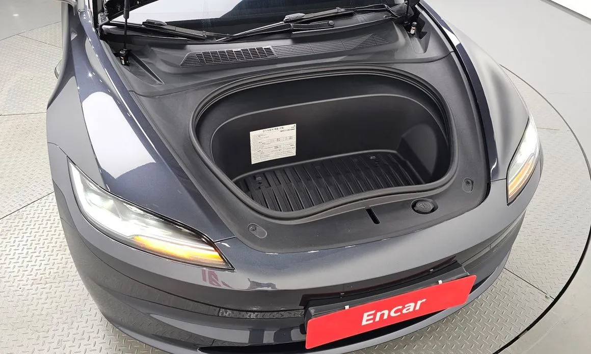 Tesla Model 3 — фото 10