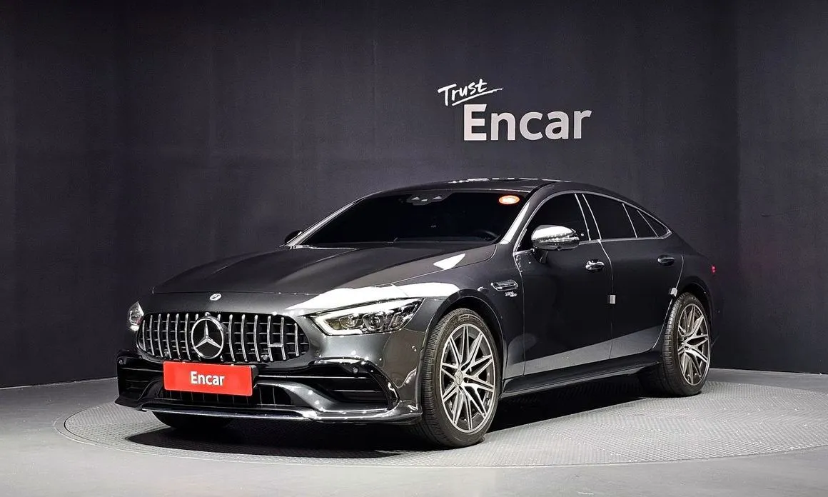 Mercedes-Benz AMG GT — фото 1