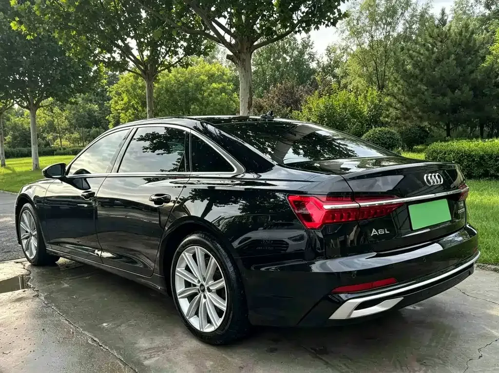 Audi A6L — фото 7
