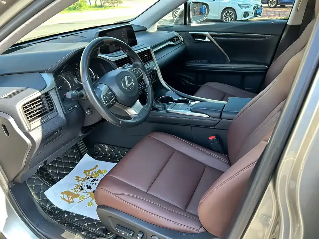 Lexus RX — фото 5