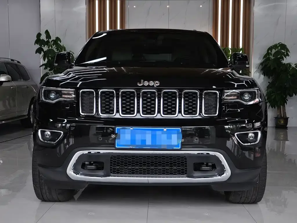 Jeep Grand Cherokee (Import) — фото 5