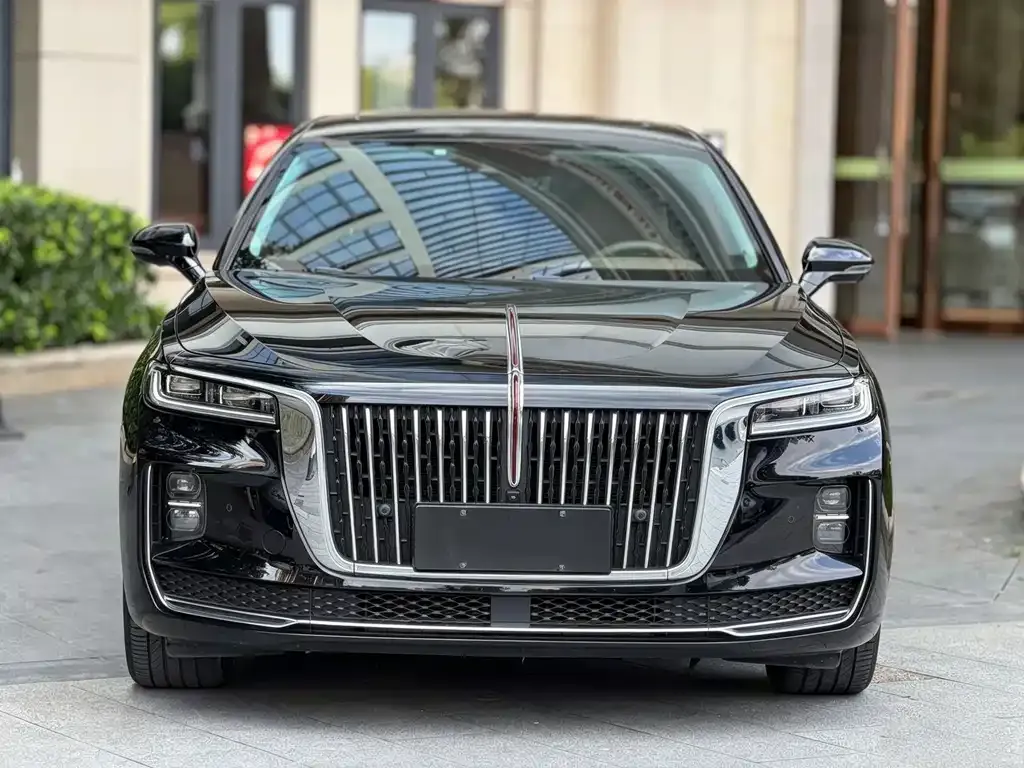 Hongqi H9 — фото 10