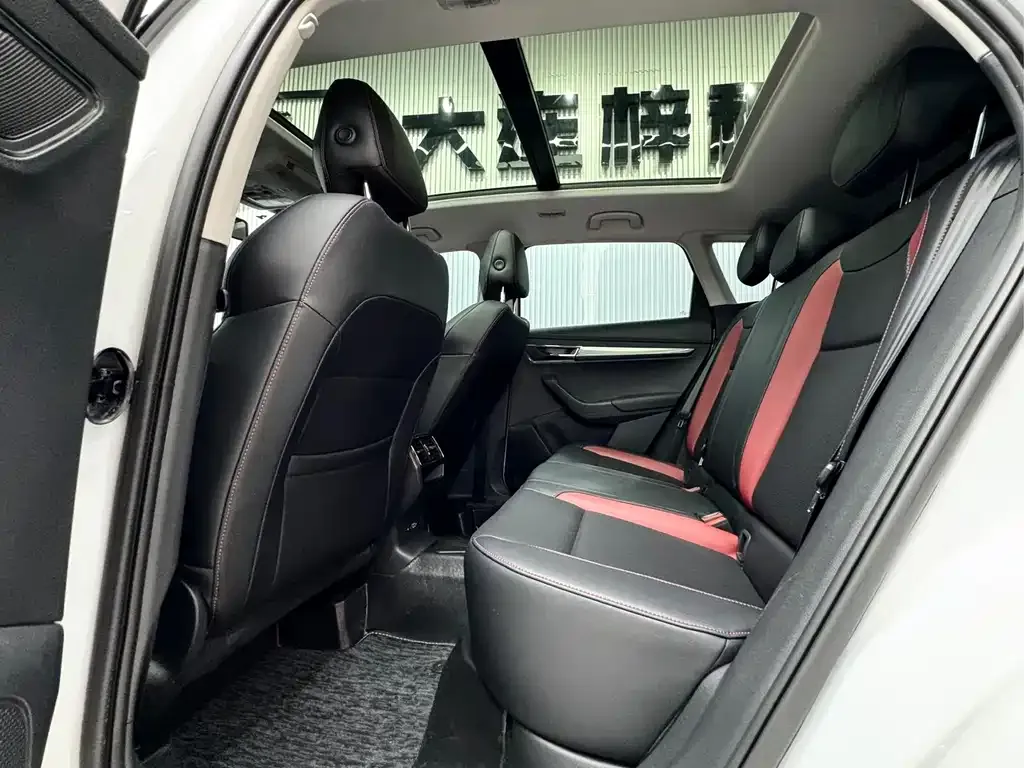 Skoda Karoq — фото 6