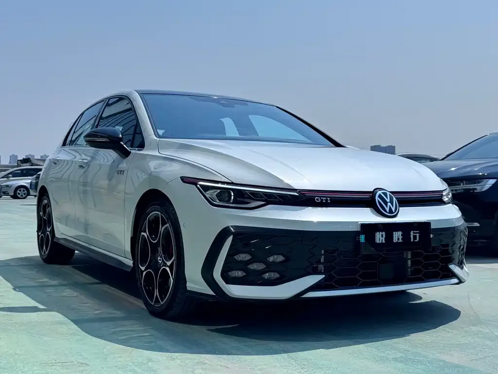 Volkswagen Golf GTI — фото 2