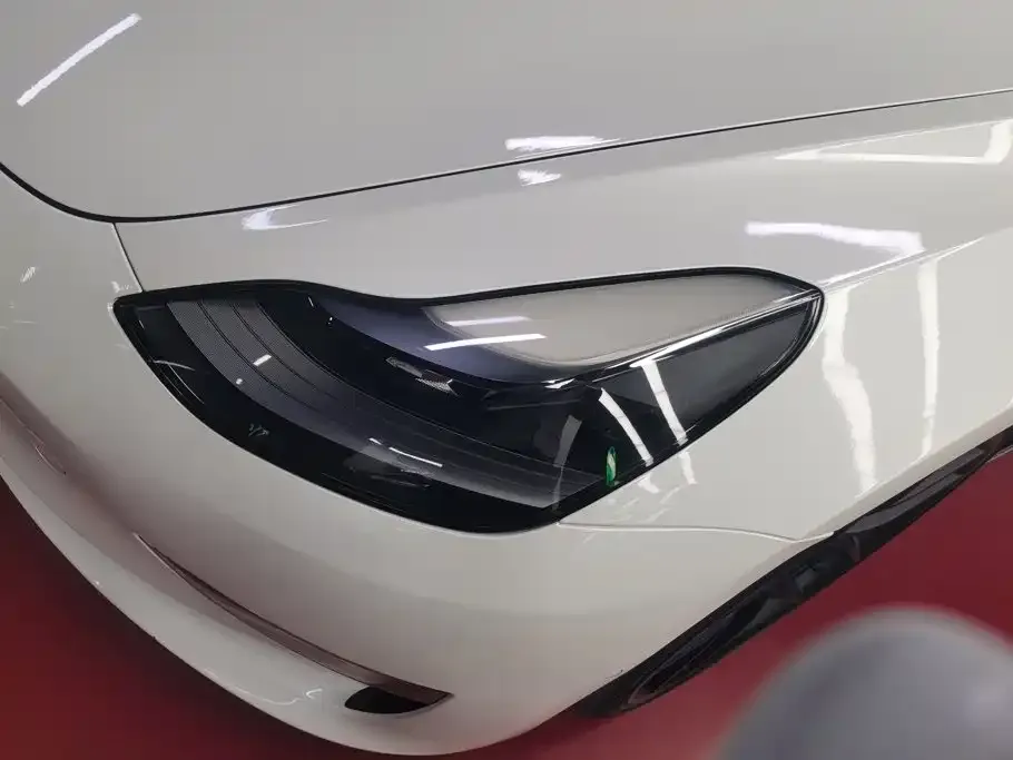 Tesla Model 3 — фото 3