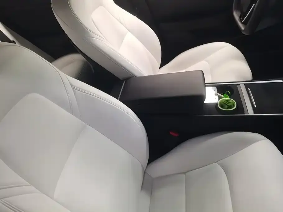 Tesla Model 3 — фото 9