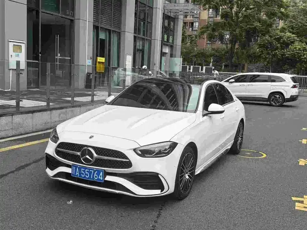 Mercedes-Benz C-Class — фото 7