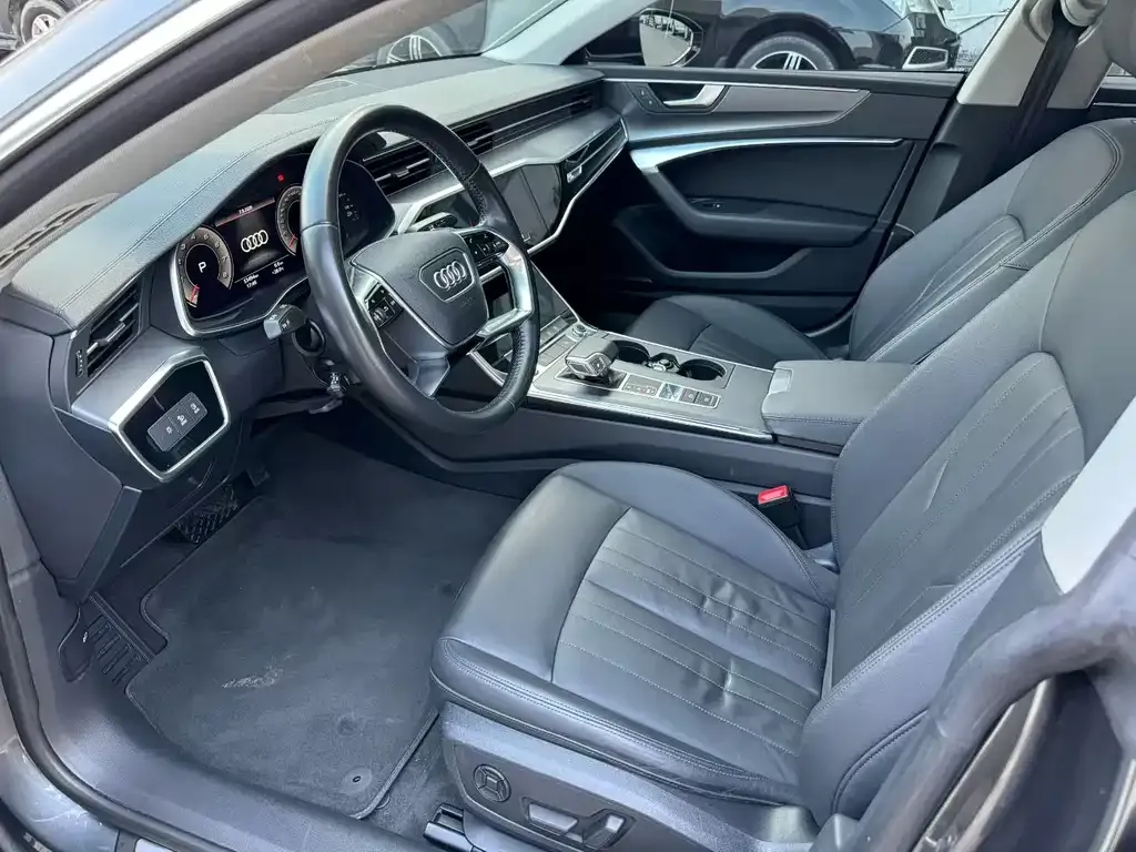 Audi A7 — фото 5
