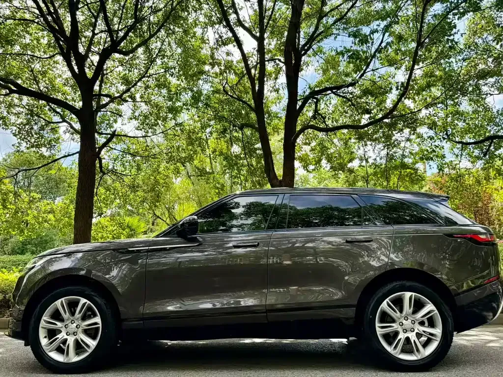 Land Rover Velar — фото 9