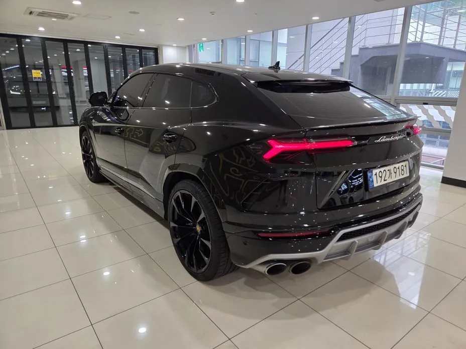 Lamborghini Urus — фото 8