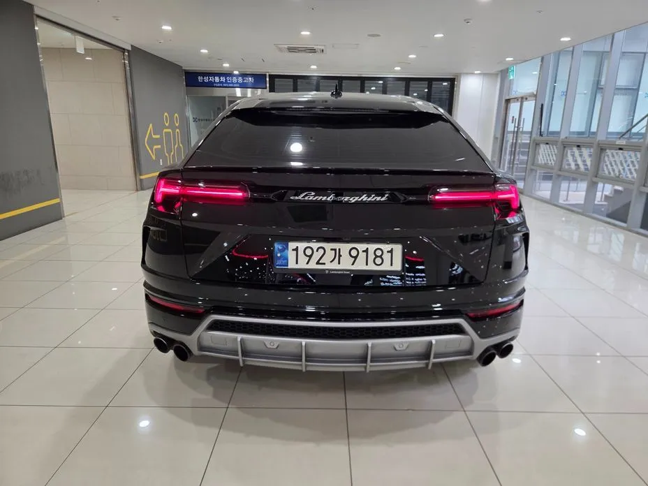 Lamborghini Urus — фото 3