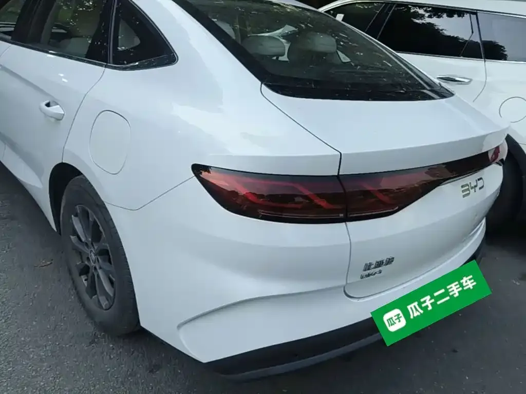 BYD Qin L — фото 4