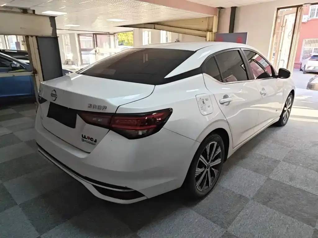 Nissan Sylphy — фото 9