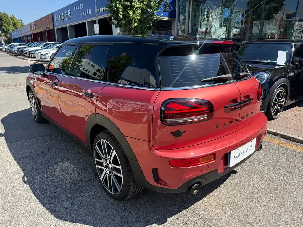 MINI Clubman — фото 6