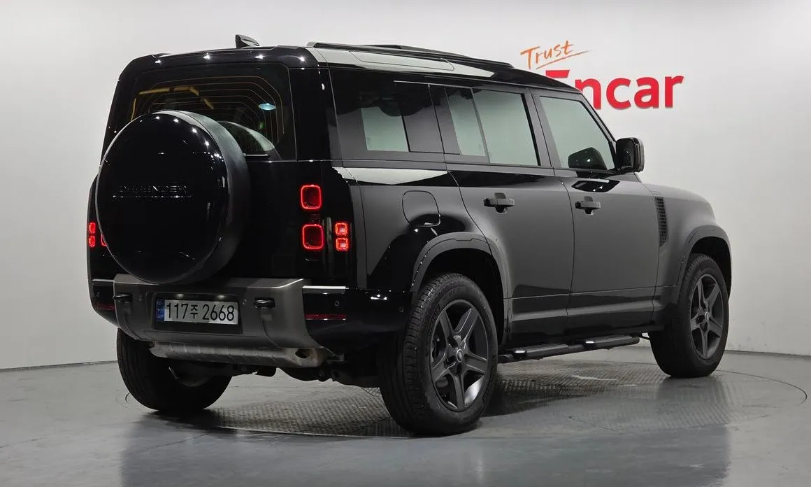 Land Rover Defender — фото 4