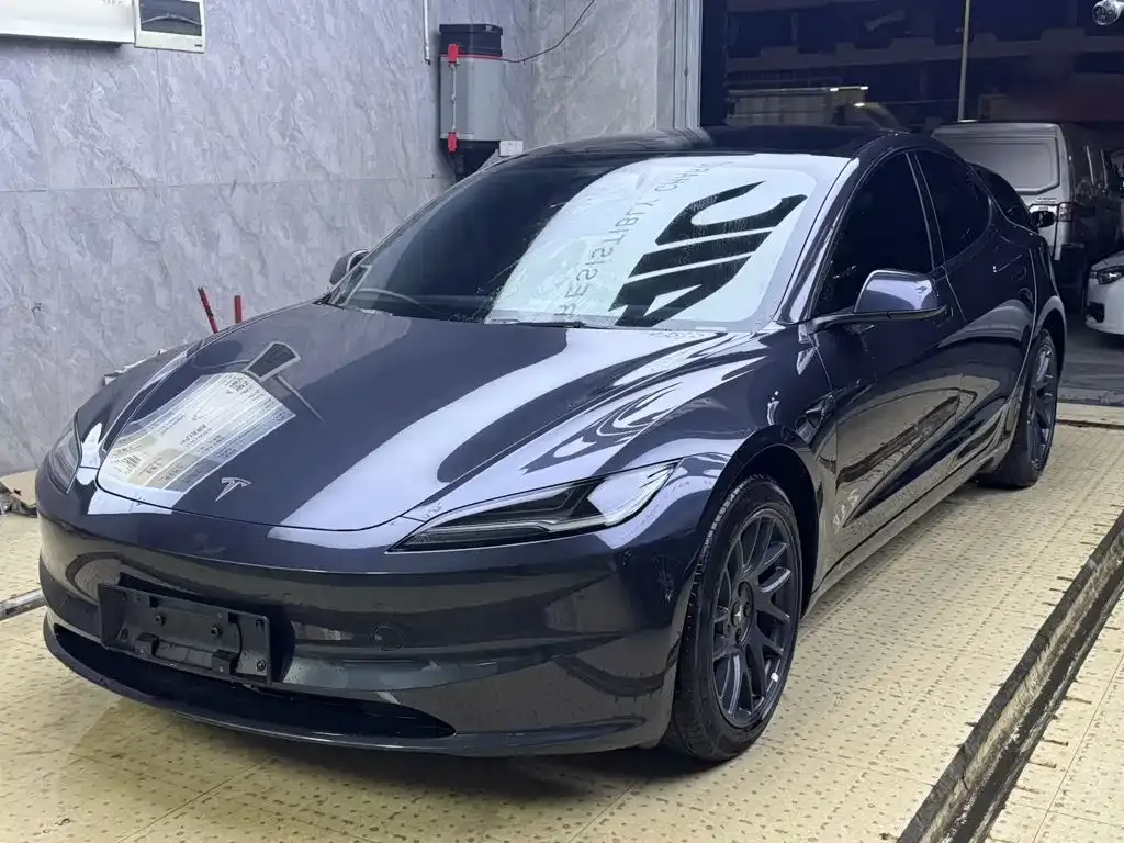Tesla Model 3 — фото 6