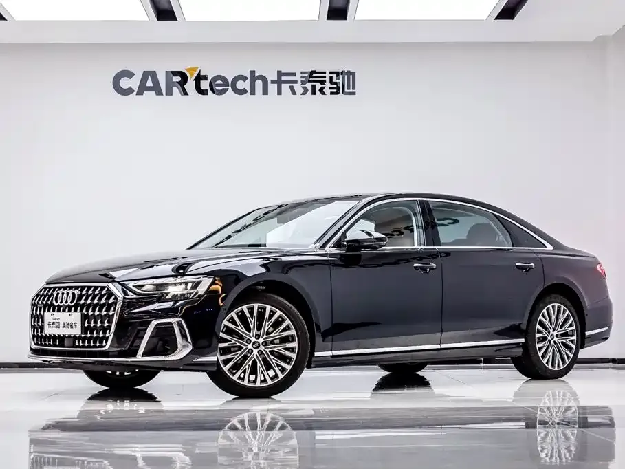 Audi A8 — фото 7