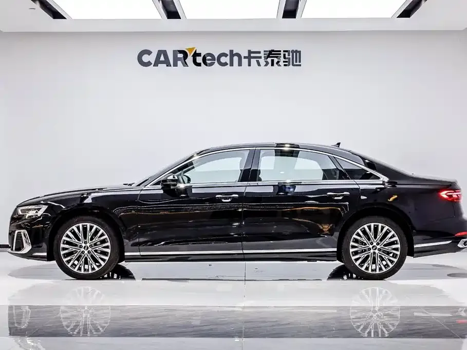 Audi A8 — фото 9