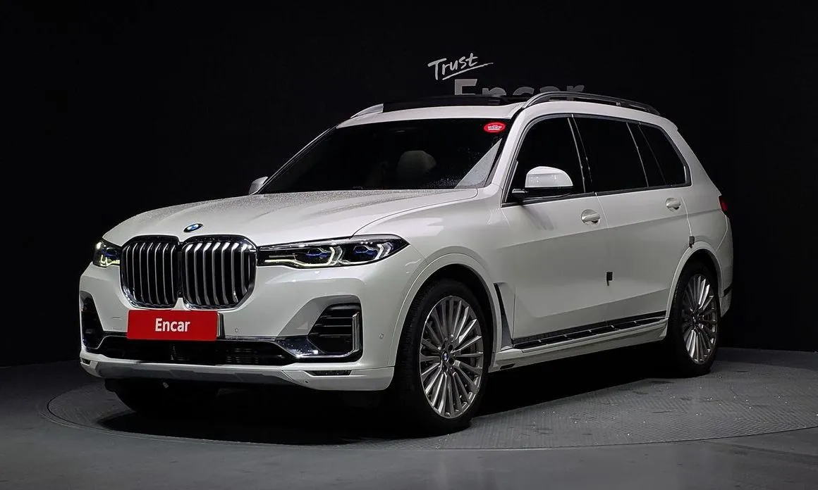 BMW X7 — фото 1