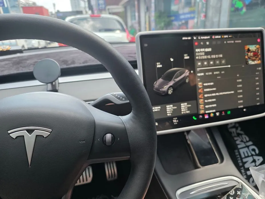 Tesla Model Y — фото 9
